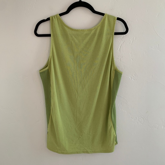 Patagonia Lightweight Tank Top Base Layer L - Picture 6 of 6